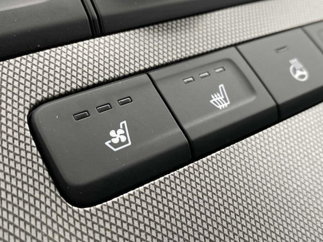 Used 2021 Hyundai Palisade Limited w/ Cargo Package image 34