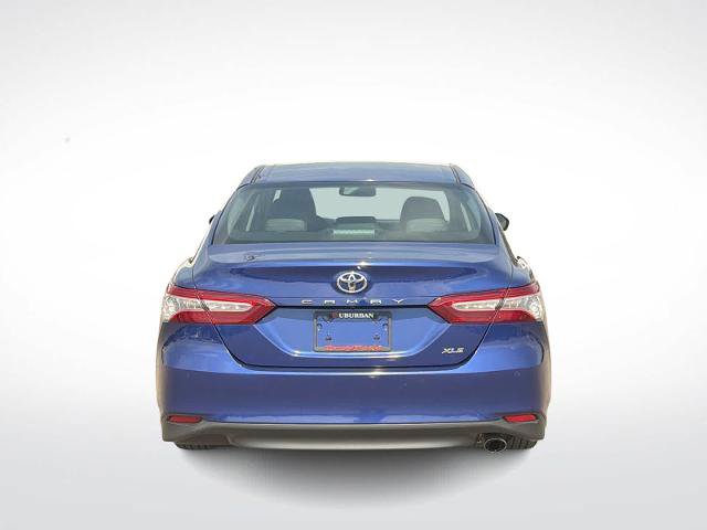 Used 2018 Toyota Camry XLE FWD image 7