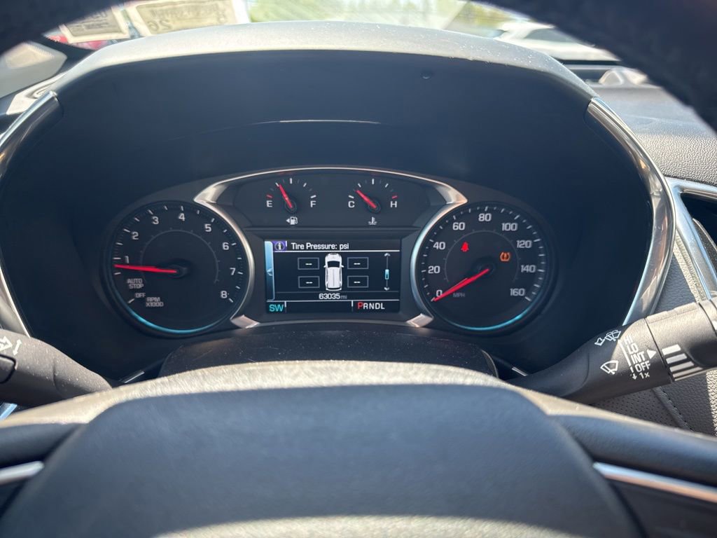 Used 2018 Chevrolet Equinox Premier AWD/4WD image 16