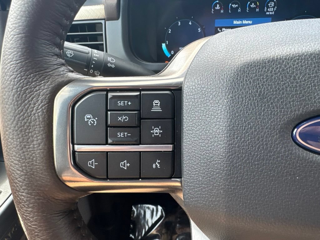 Certified 2025 Ford F150 King Ranch AWD/4WD image 10