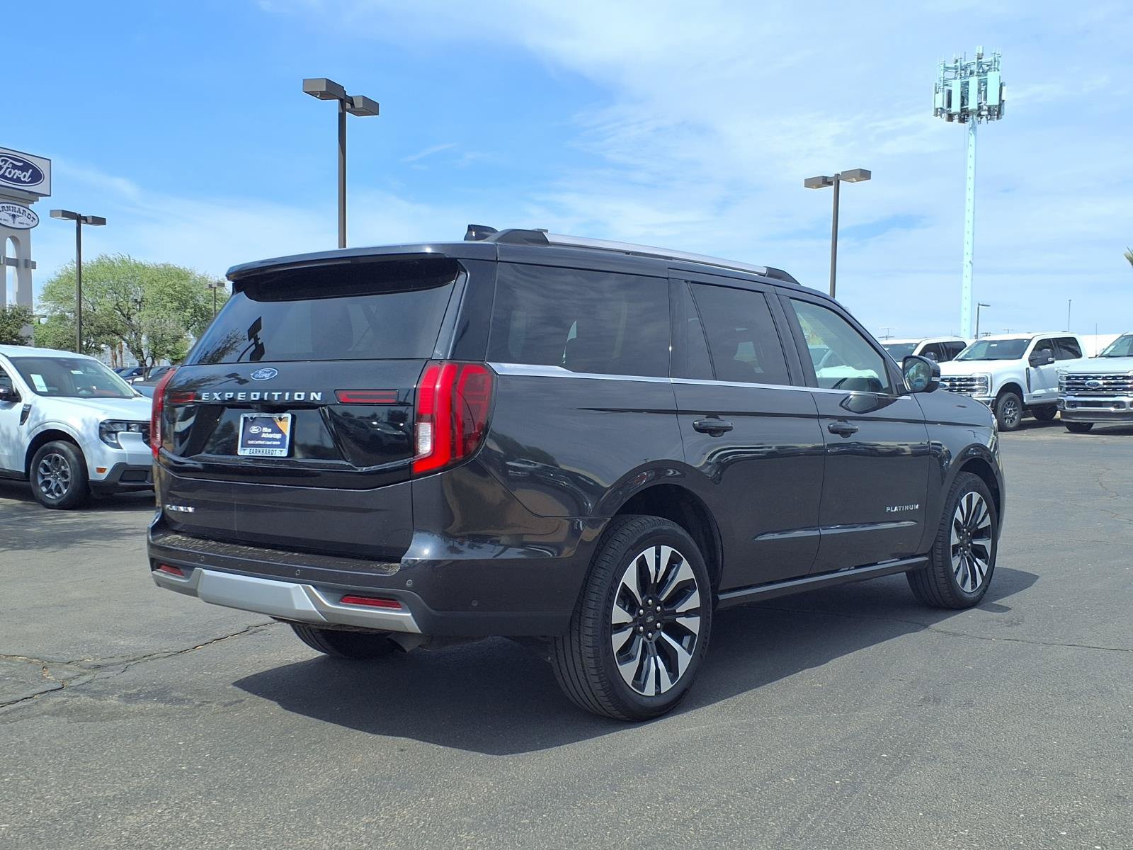 Certified 2025 Ford Expedition Active AWD/4WD image 6