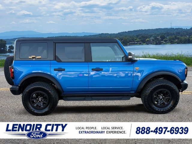 Certified 2025 Ford Bronco Badlands AWD/4WD image 2