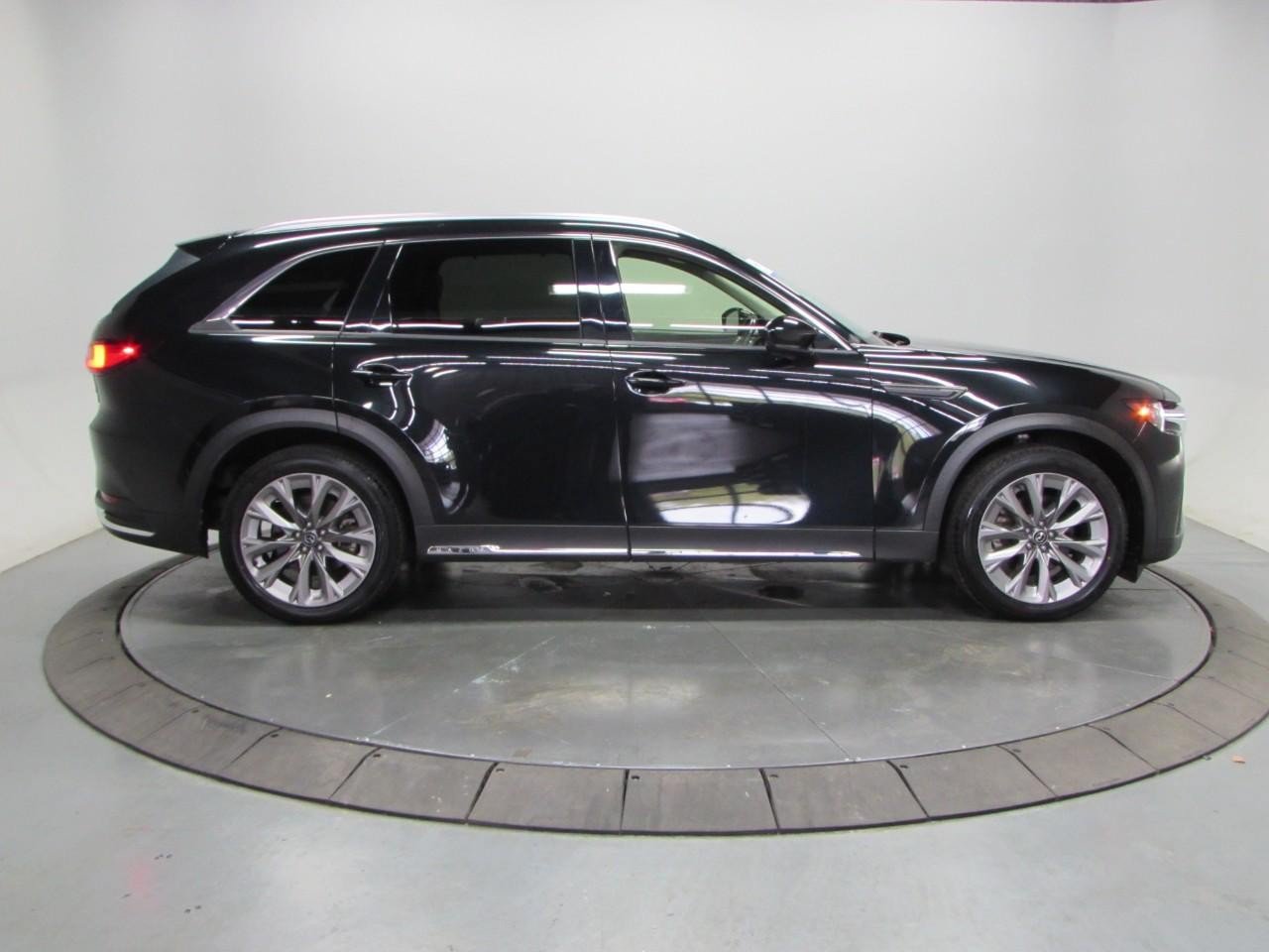 Used 2024 MAZDA CX-90 3.3 Turbo w/ Premium Package AWD/4WD image 8