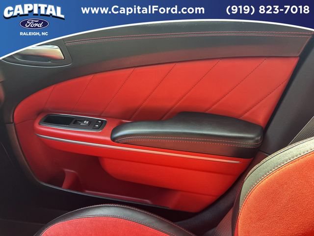 Used 2022 Dodge Charger Scat Pack w/ Dynamics Package RWD image 29