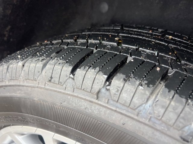 Certified 2023 Ford Expedition Limited image 29