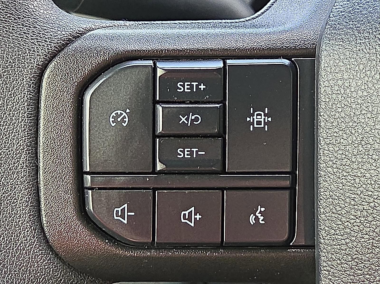 Certified 2025 Ford F150 STX image 19