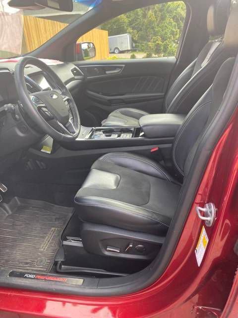 Certified 2019 Ford Edge ST w/ Equipment Group 401A AWD/4WD image 3
