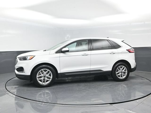 Certified 2024 Ford Edge SEL w/ Convenience Package AWD/4WD image 4