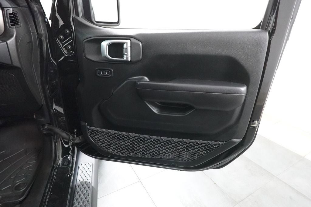 Used 2020 Jeep Gladiator Sport w/ Quick Order Package 24S AWD/4WD image 30