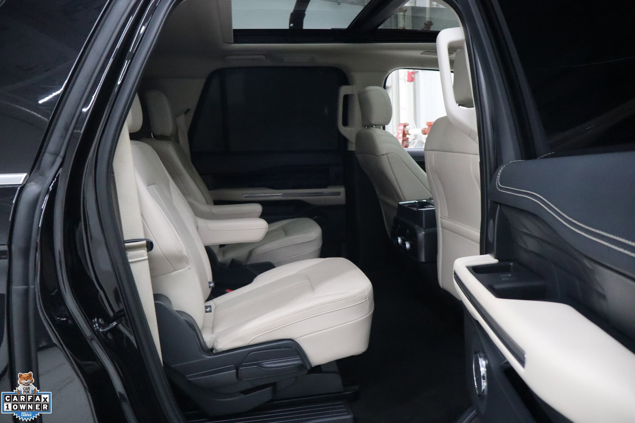 Certified 2024 Ford Expedition Max Platinum AWD/4WD image 31