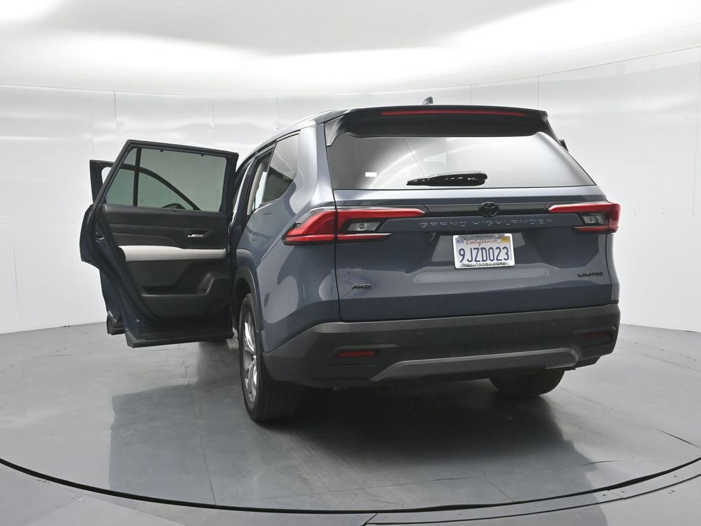Used 2024 Toyota Grand Highlander Limited image 54