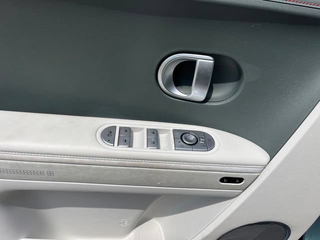 Used 2023 Hyundai Ioniq 5 Limited AWD/4WD image 21