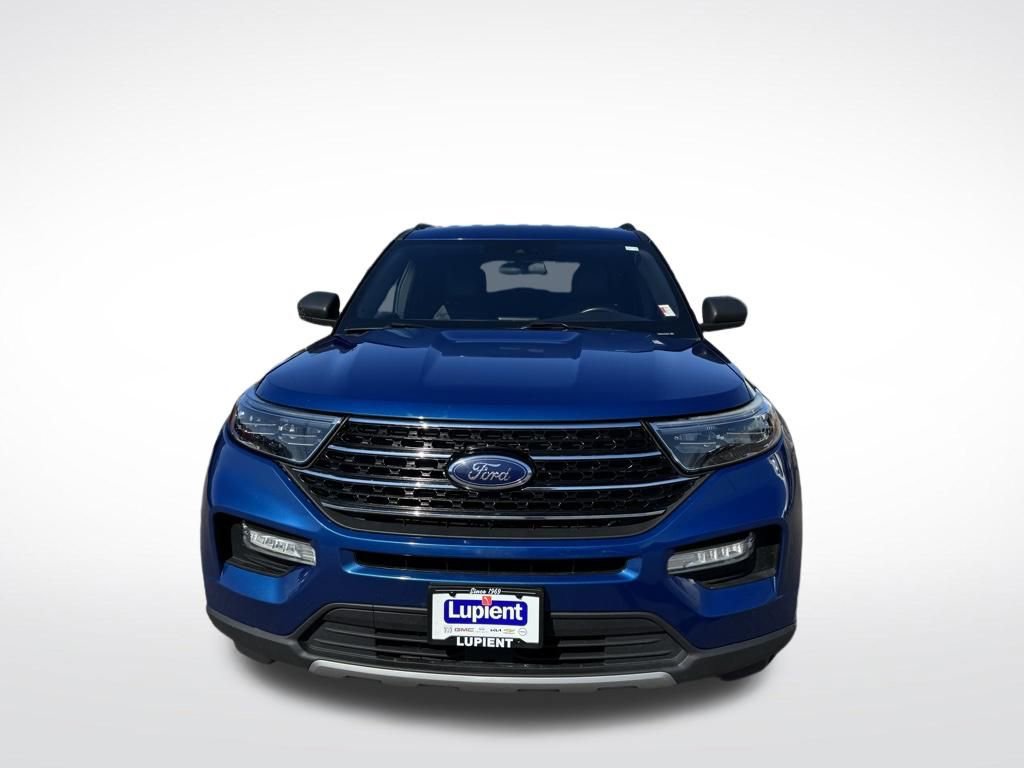 Certified 2020 Ford Explorer XLT w/ Equipment Group 202A image 11