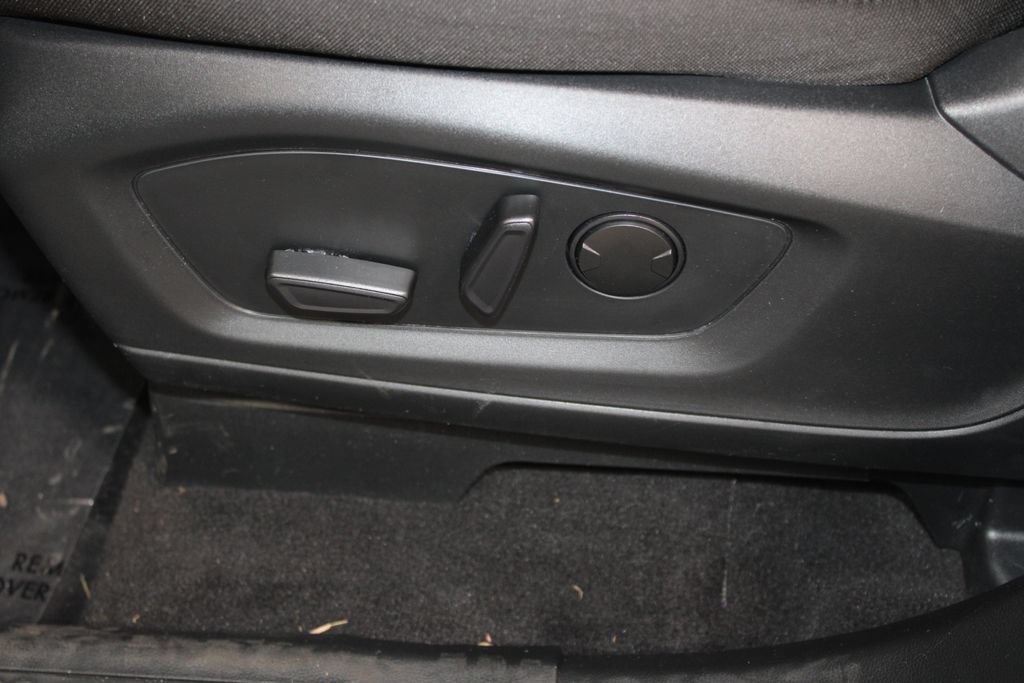 Certified 2023 Ford Explorer XLT AWD/4WD image 33