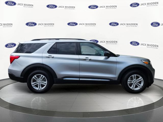 Certified 2023 Ford Explorer XLT w/ Equipment Group 202A AWD/4WD image 6