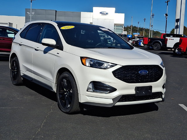 Certified 2023 Ford Edge ST-Line AWD/4WD image 2
