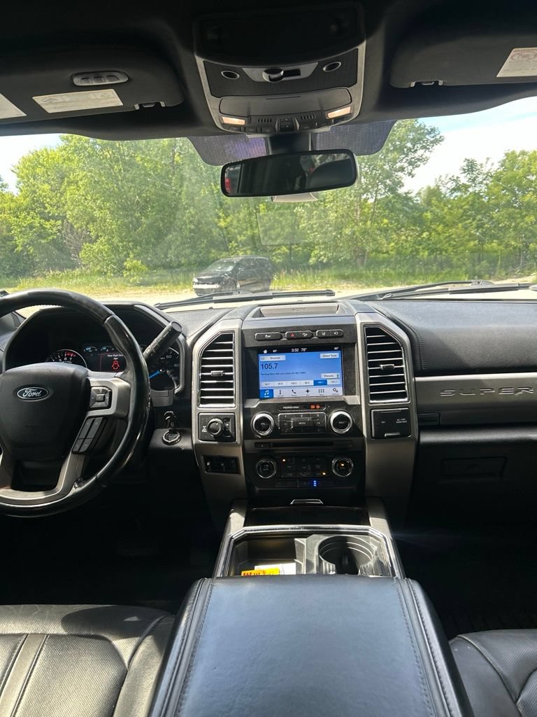 Certified 2017 Ford F250 Platinum w/ Platinum Ultimate Package AWD/4WD image 26