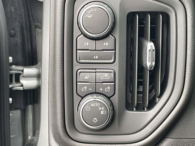 Used 2025 Chevrolet Silverado 2500 Custom w/ Custom Value Package AWD/4WD image 17