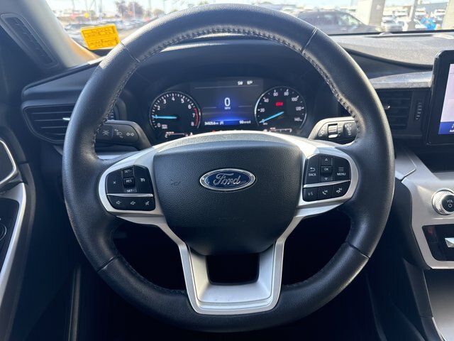 Certified 2024 Ford Explorer XLT AWD/4WD image 17