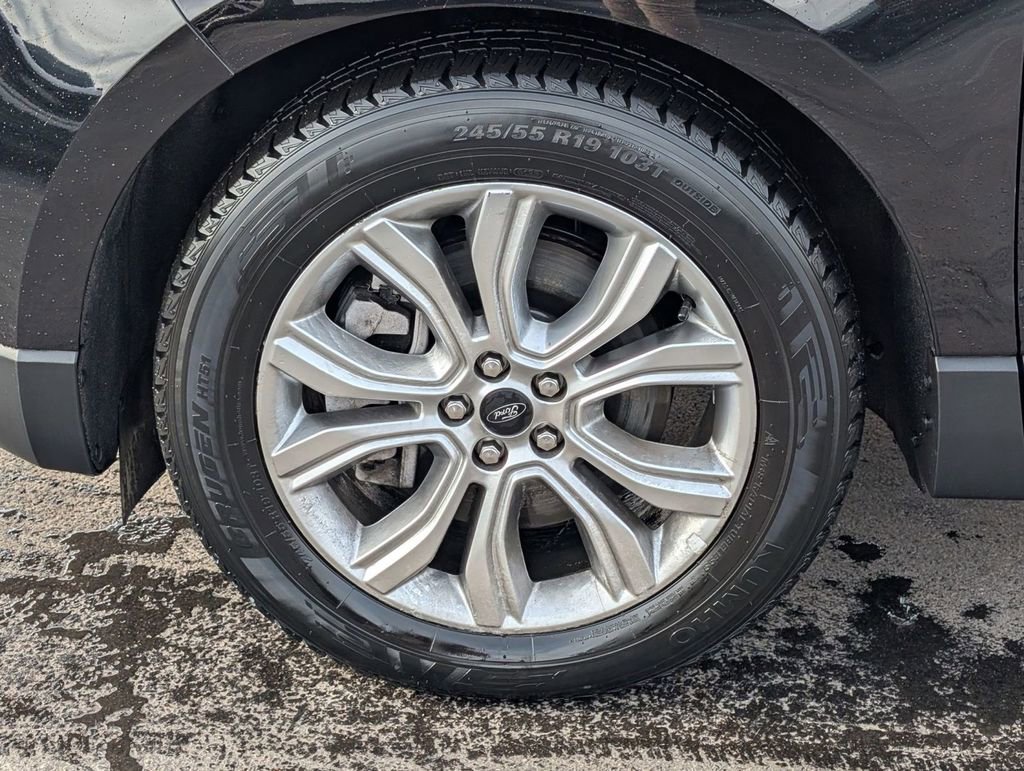 Certified 2024 Ford Edge Titanium image 14