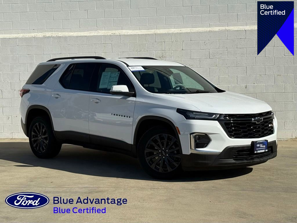 Used 2023 Chevrolet Traverse RS