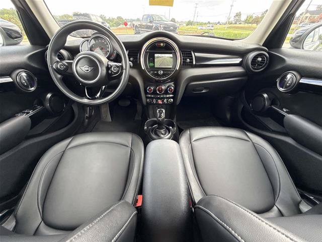Used 2020 MINI Cooper 4-Door Hardtop FWD image 15