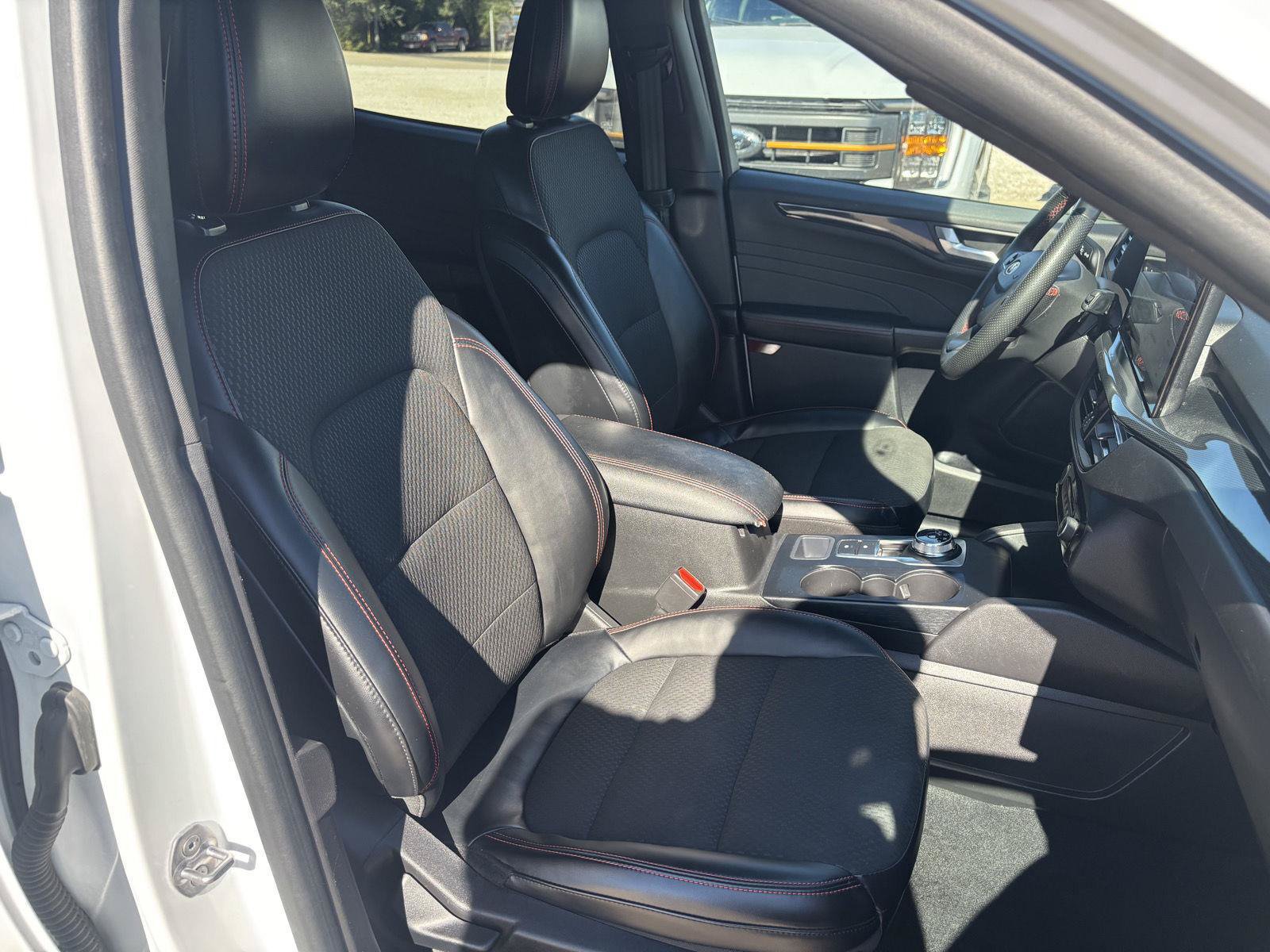 Certified 2023 Ford Escape ST-Line w/ Equipment Group 301A FWD image 29