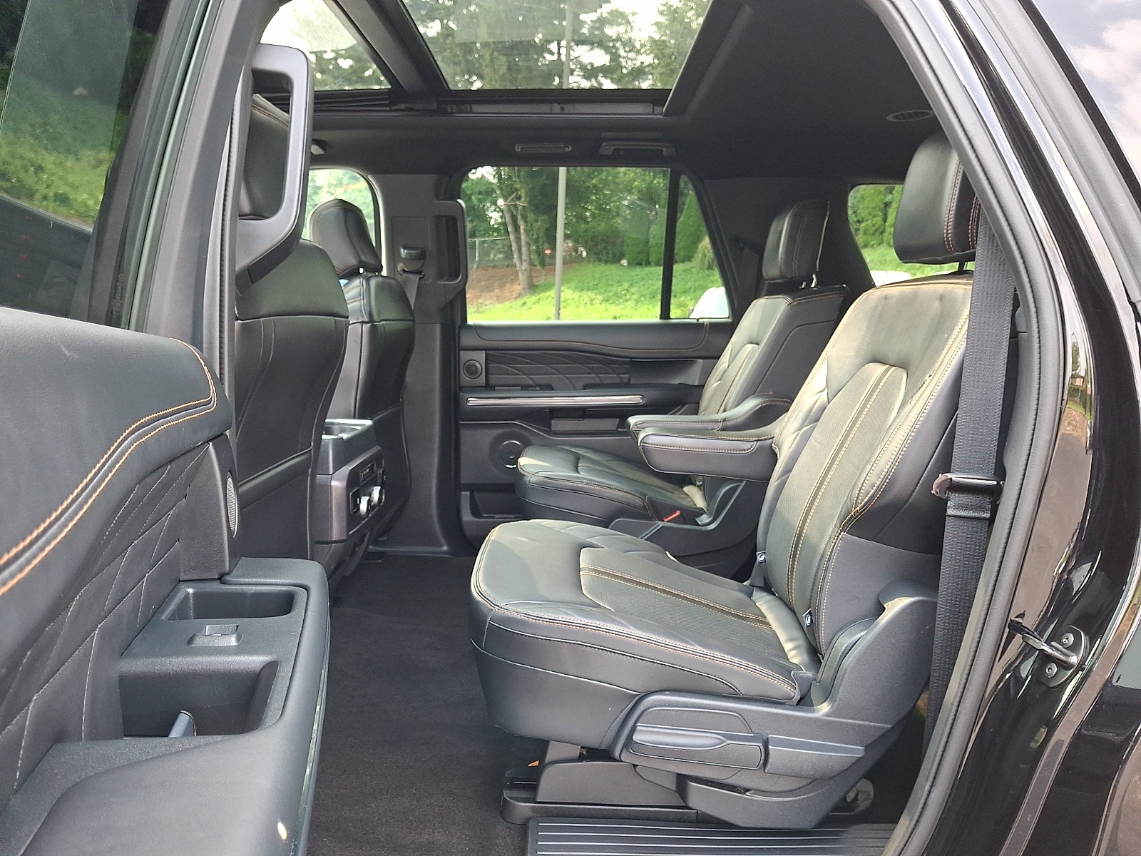 Certified 2023 Ford Expedition Max Platinum AWD/4WD image 11