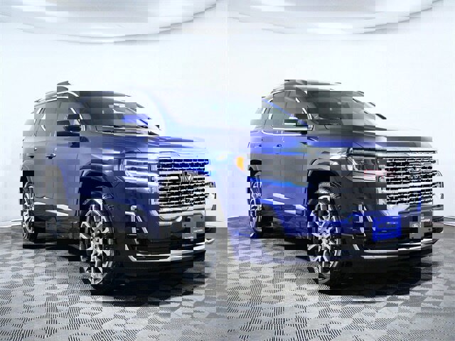 Used 2023 GMC Acadia Denali w/ Denali Ultimate Package image 5