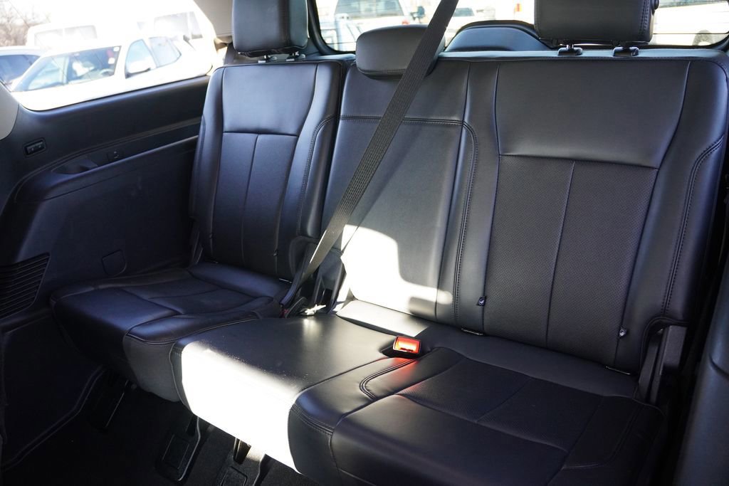 Certified 2024 Ford Expedition XLT image 19