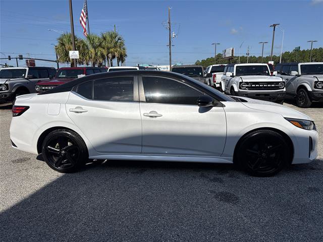 Used 2024 Nissan Sentra SR FWD image 14