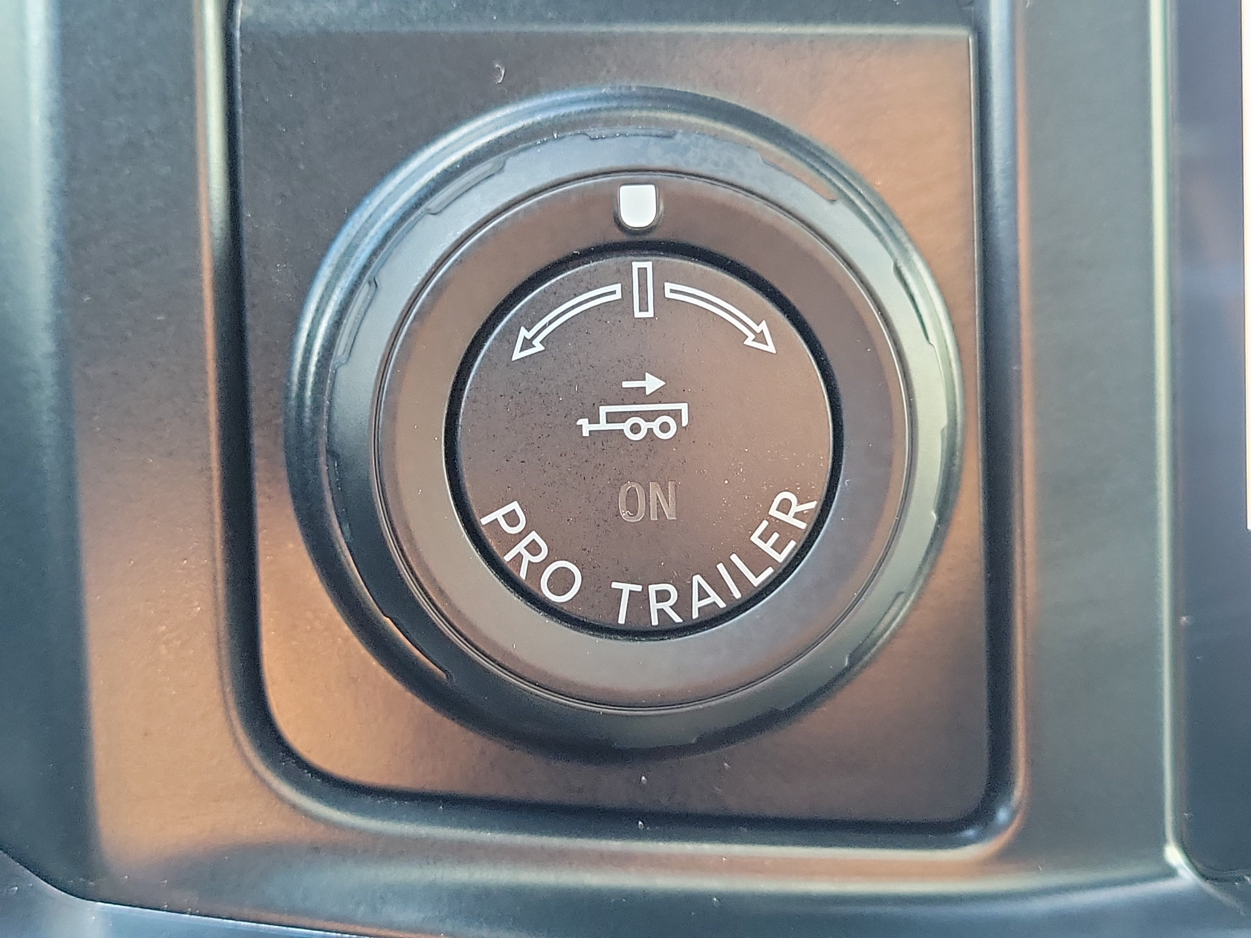 Certified 2024 Ford F350 Platinum AWD/4WD image 28