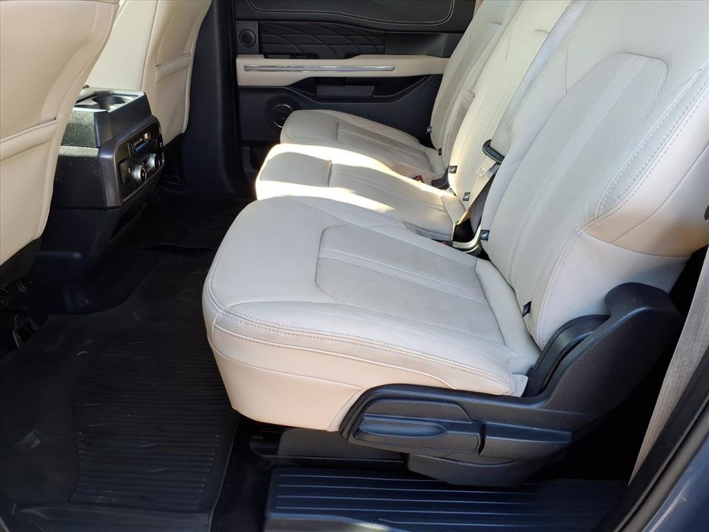 Certified 2022 Ford Expedition Max Platinum image 13