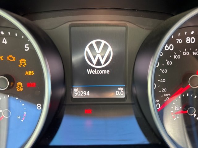 Used 2021 Volkswagen Tiguan SE R-Line image 11