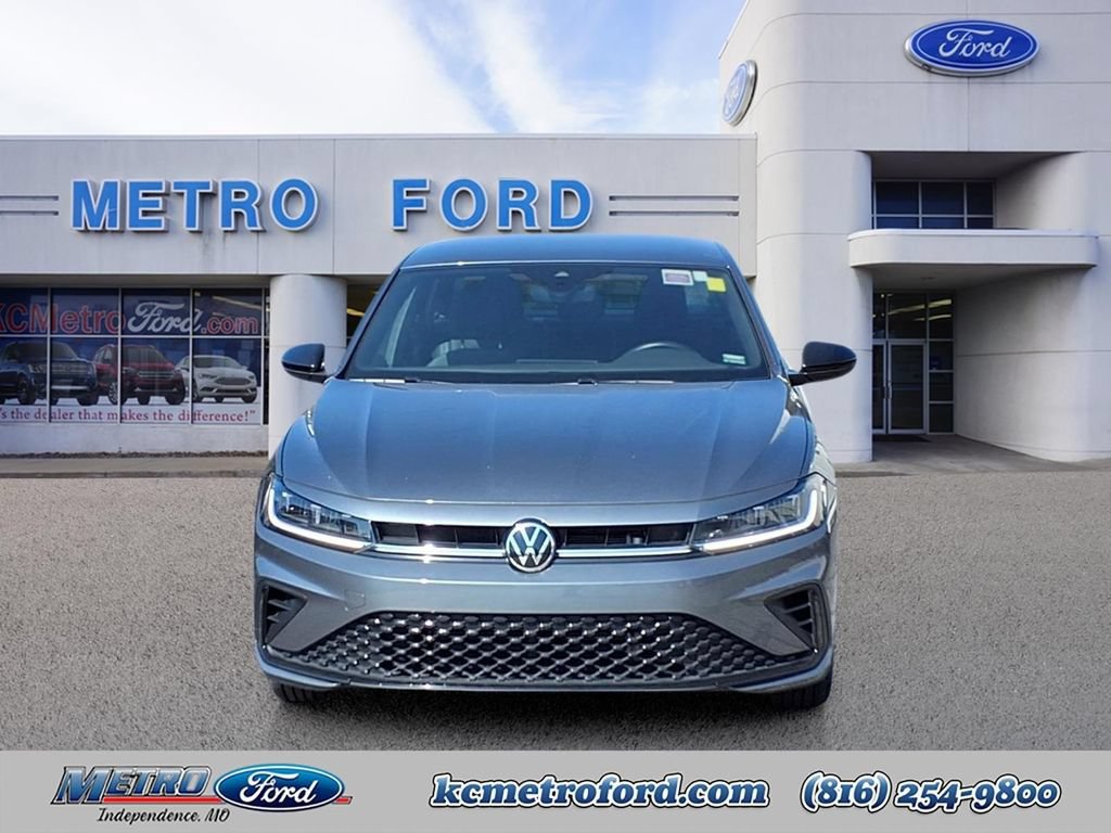 Used 2025 Volkswagen Jetta Sport FWD image 8
