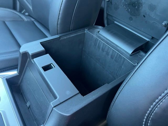 Certified 2024 Ford Explorer XLT w/ Equipment Group 202A AWD/4WD image 15