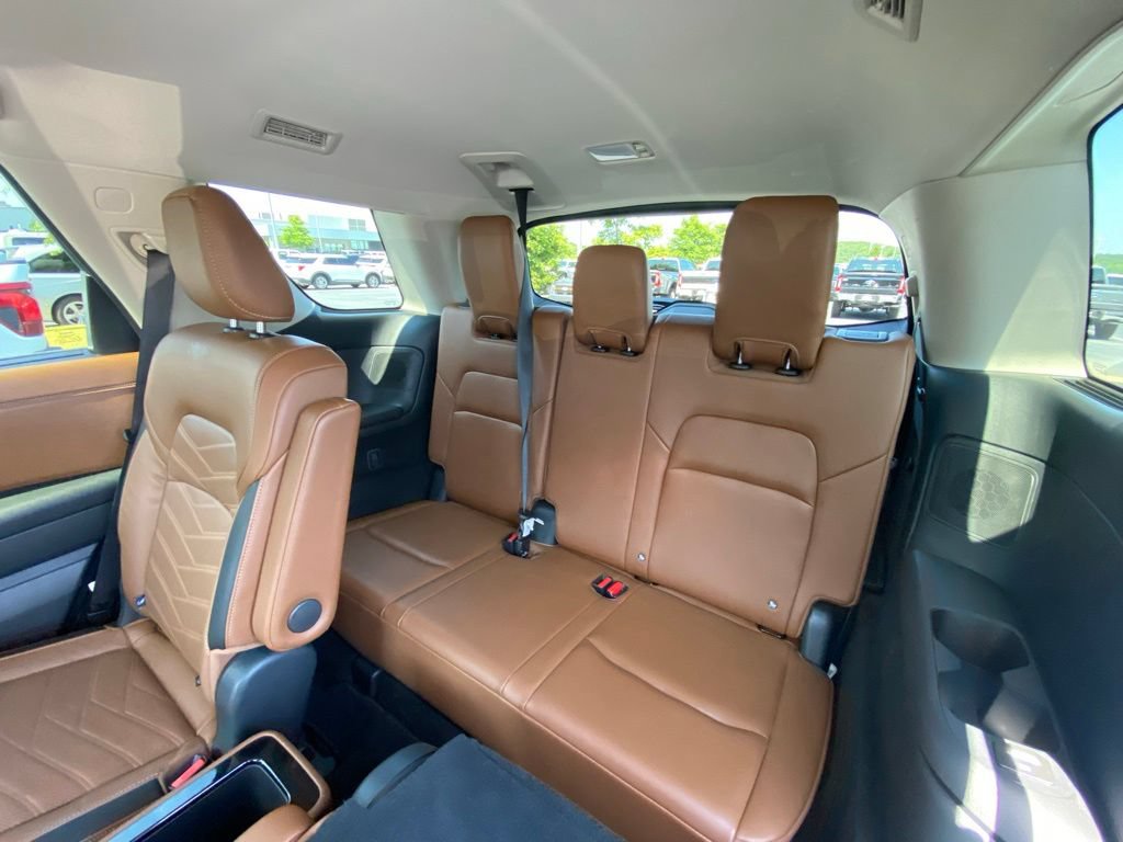 Used 2023 Nissan Pathfinder Platinum FWD image 28