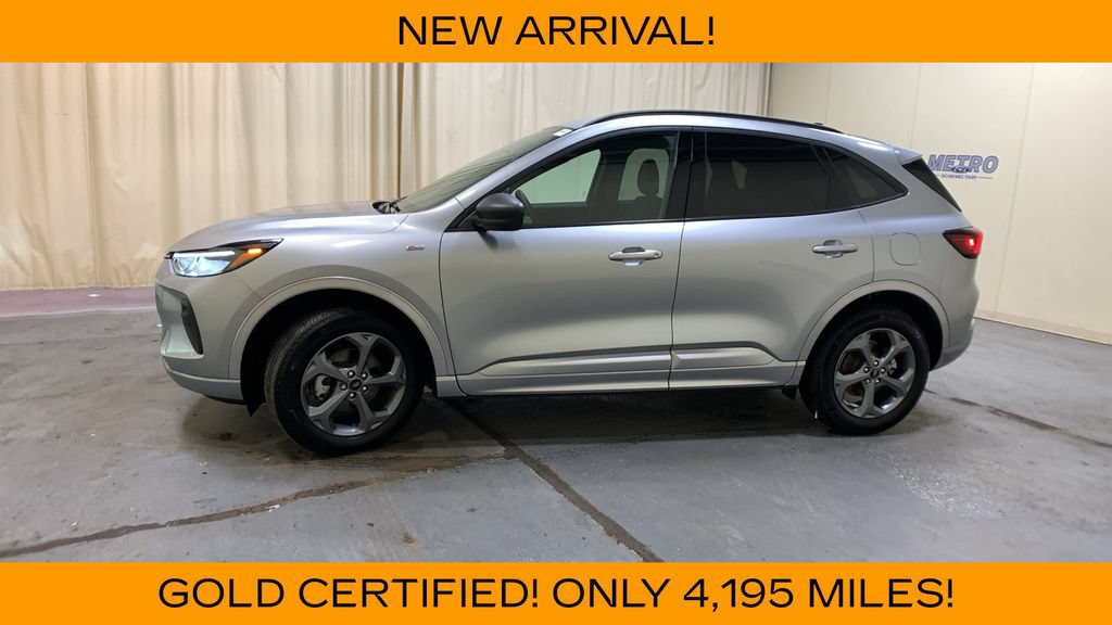Certified 2024 Ford Escape ST-Line w/ Tech Pack #1 AWD/4WD image 6