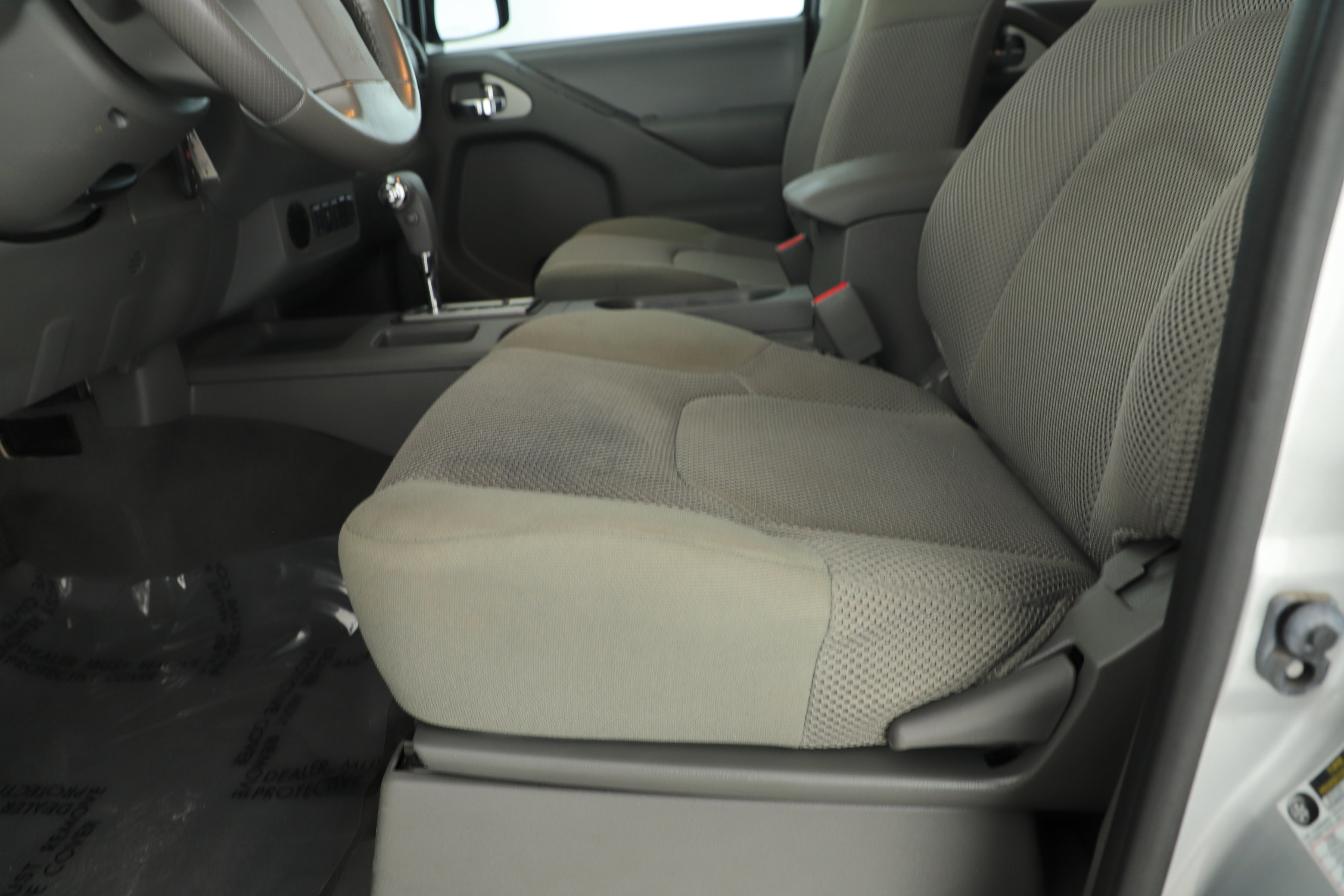 Used 2019 Nissan Frontier SV w/ Value Truck Package image 11