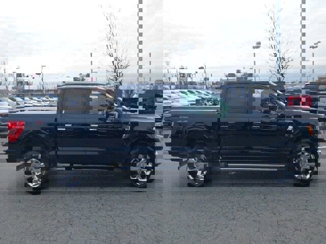 Certified 2021 Ford F150 XLT w/ Equipment Group 302A High image 6