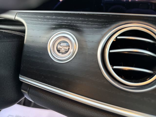 Used 2022 Mercedes-Benz E 350 Sedan image 14