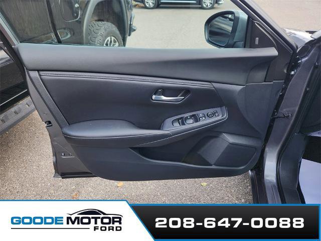 Used 2022 Nissan Sentra SV image 18