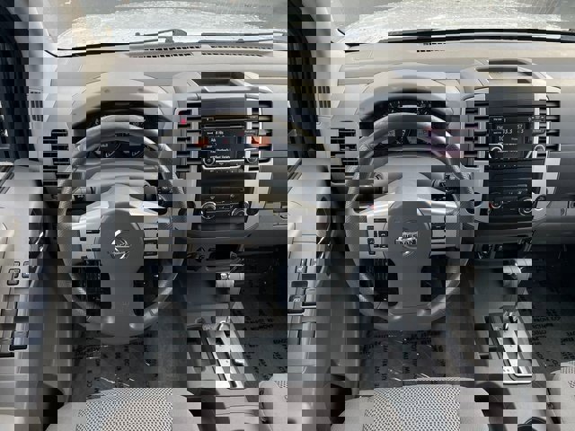 Used 2017 Nissan Frontier SV image 13