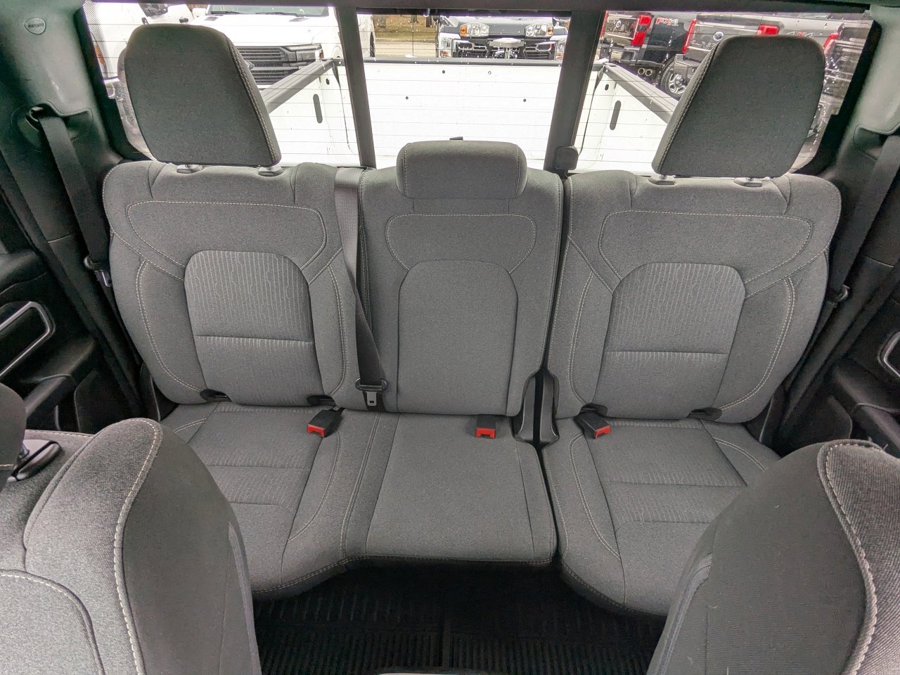 Used 2022 RAM 1500 Big Horn w/ Night Edition AWD/4WD image 14