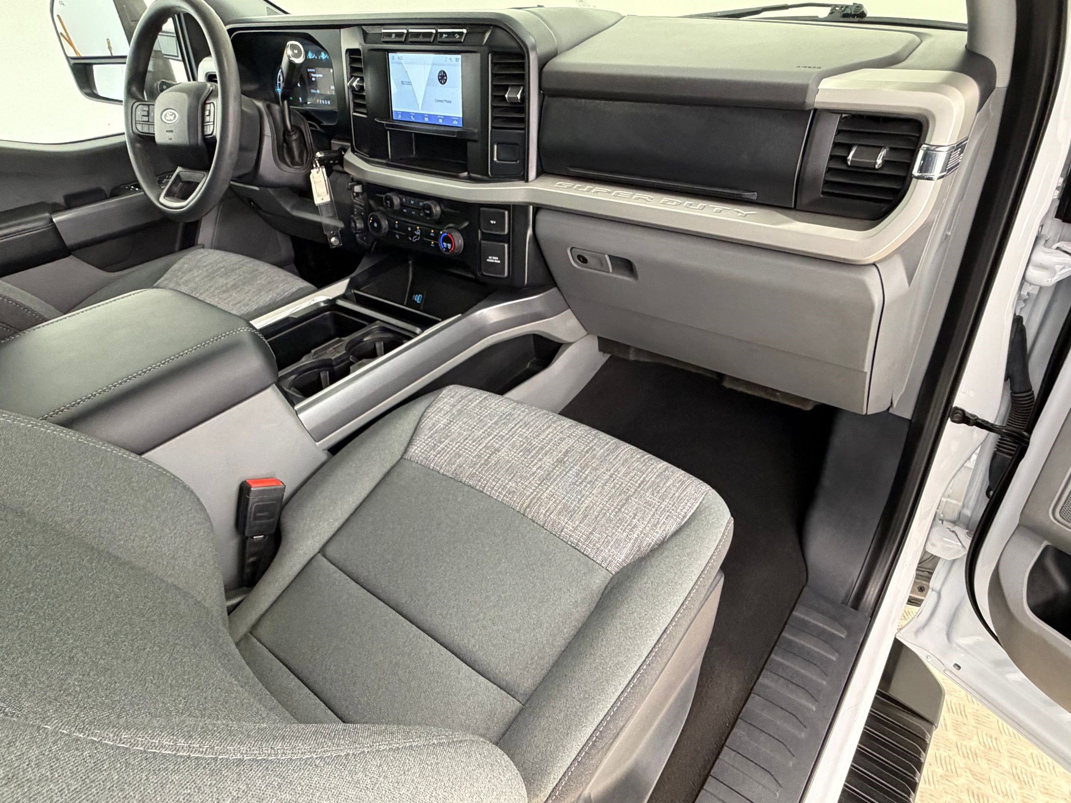 Certified 2024 Ford F350 XLT w/ FX4 Off-Road Package image 33