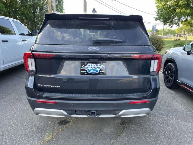 Certified 2025 Ford Explorer Platinum RWD image 3