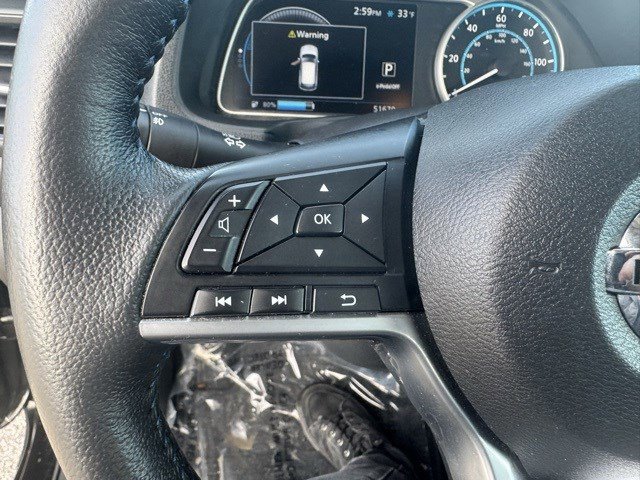 Used 2020 Nissan Leaf SV w/ SV Technology Package image 16