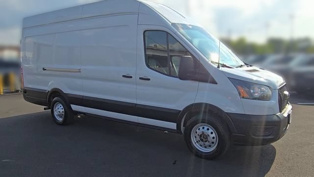 Certified 2025 Ford Transit 250 148 High Roof Extended AWD w/ Load Area Protection Package image 3