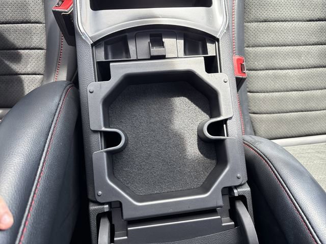 Certified 2023 Ford Edge ST-Line image 35