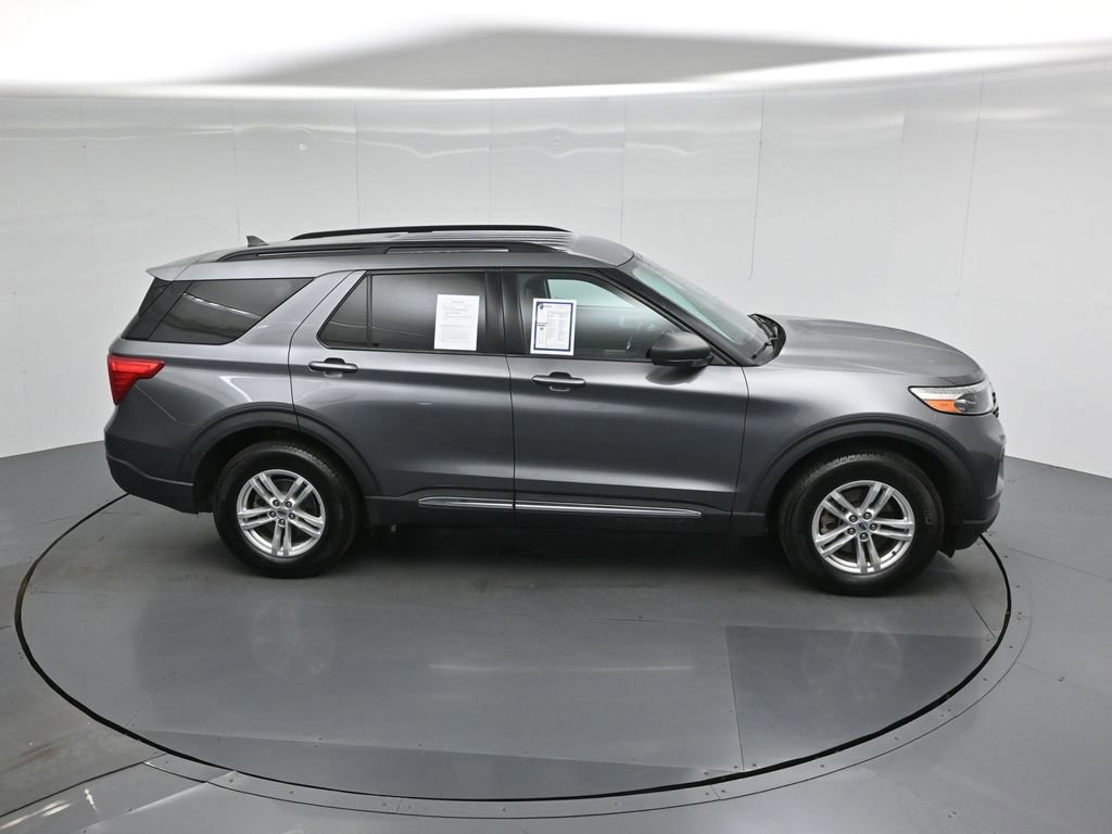 Certified 2022 Ford Explorer XLT w/ Class IV Trailer Tow Package image 12
